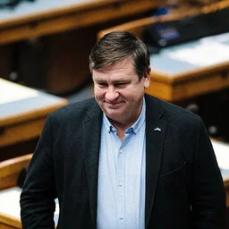 Raidma: riigikaitsekohtu küsimust peaks lahendama eraldi eelnõuga