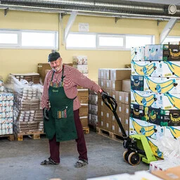 Riik soovib rohkem eakaid vabatahtlikku töösse kaasata