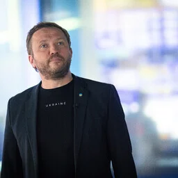 Tsahkna vabandas Karise sõnade pärast diplomaatide ees