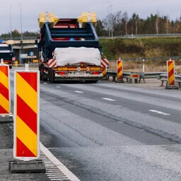 Via Baltica neljarajaliseks ehitamine käib praegu ligi 25 kilomeetril