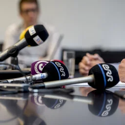 Riik soovib otsustada, kes teeb ajakirjandust ja kes mitte