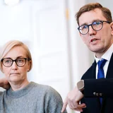 Valitsuserakonnad olid poliitannetuste tabeli lõpus