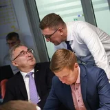 Sutt teatab ministriametist taandumisest